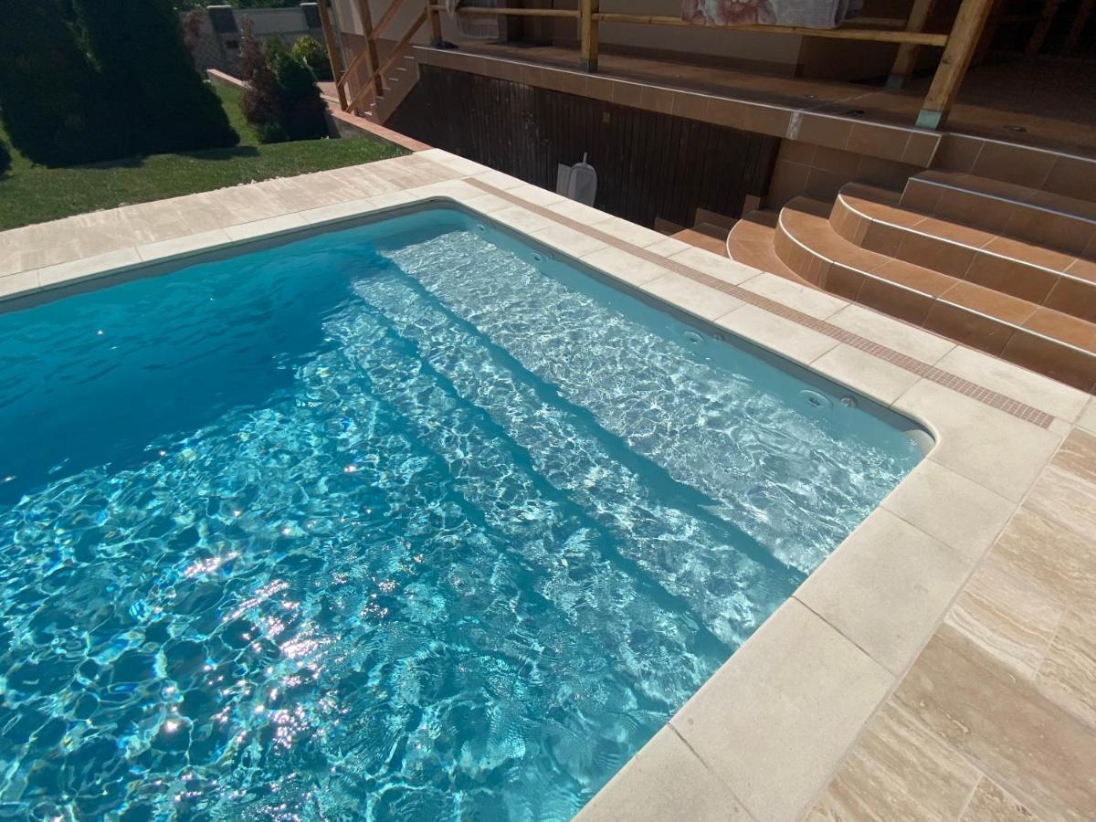 Garden Spa Resort ブダペスト エクステリア 写真